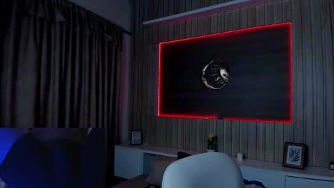 DANTE online show from February 13, 7:44 am