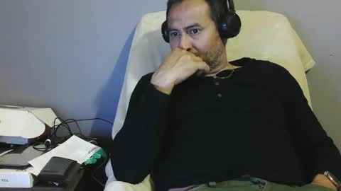 Snapshot of dantehot82 chatting on January 5, 7:38 am dantehot82 online show from January 5, 7:38 am