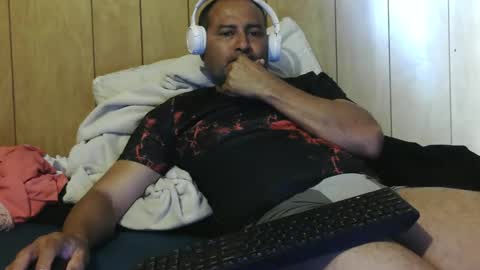 Snapshot of dantehot82 chatting on October 12, 7:38 pm dantehot82 online show from October 12, 7:38 pm