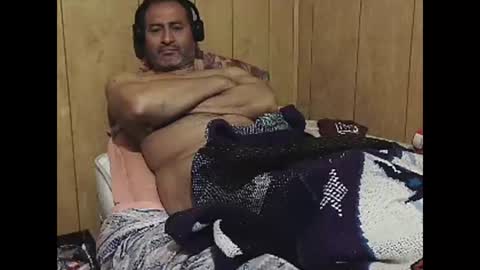 Snapshot of dantehot82 chatting on January 4, 6:41 am dantehot82 online show from January 4, 6:41 am