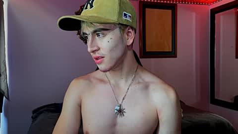 danteobscuro online show from December 13, 8:26 pm