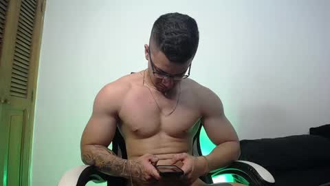 danteread online show from February 23, 11:04 pm