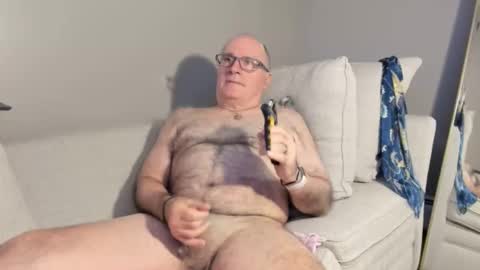 Mark online show from October 22, 9:12 am