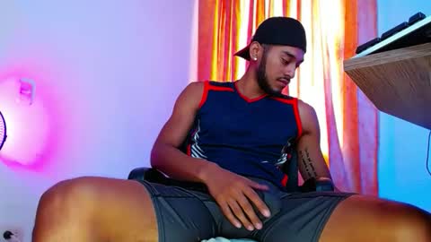 Dante Santoro online show from April 14, 2:09 pm