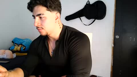 Dante Vicius online show from November 18, 6:33 pm