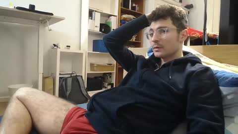 Snapshot of dantheman233 chatting on December 22, 8:14 pm Daniel online show from December 22, 8:14 pm