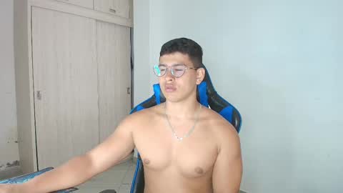 Dantraxx online show from February 19, 6:32 pm