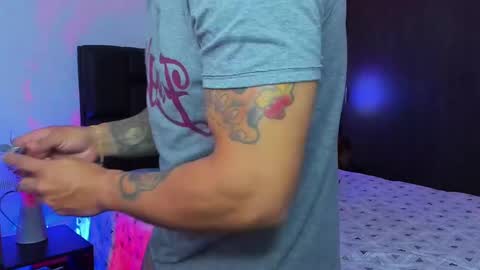 danyfitguy_ online show from March 5, 10:32 pm