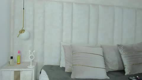 Snapshot of danysweet_ chatting on October 4, 3:59 am Daniela online show from October 4, 3:59 am