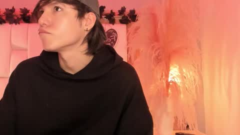 daphne_and_roger online show from March 16, 11:14 am