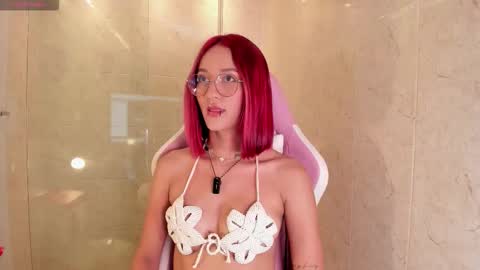 Daphne online show from February 20, 3:06 am