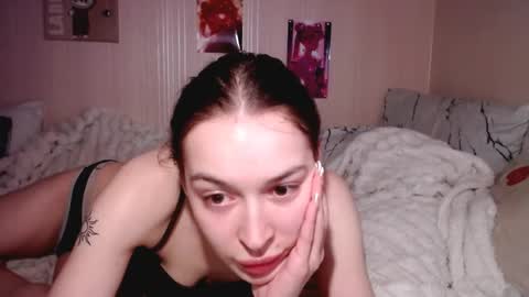 Daphne Darkthorn online show from April 22, 10:17 pm