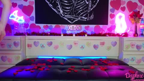 Daphne Madison online show from February 10, 8:42 pm