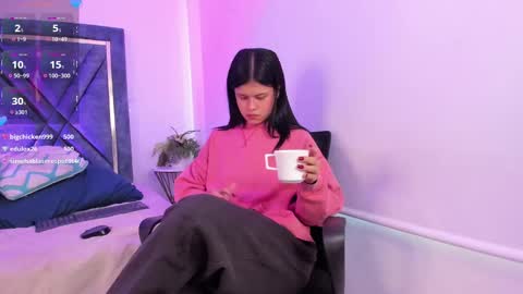 Daphne online show from March 10, 2:59 pm