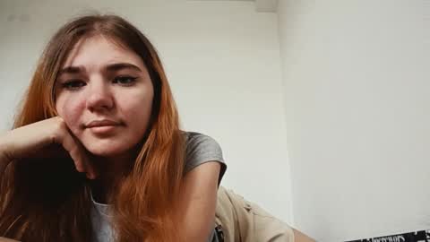 Snapshot of darcibranden chatting on October 20, 10:09 am Lisa online show from October 20, 10:09 am