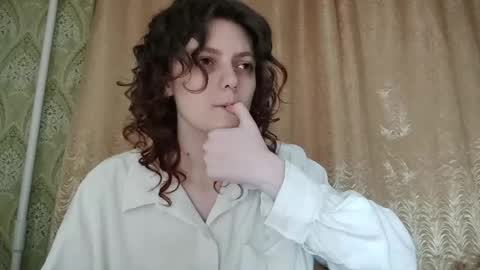 Rina online show from April 29, 5:40 pm