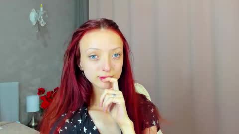 Snapshot of daria_j chatting on October 5, 4:10 am Daria J online show from October 5, 4:10 am