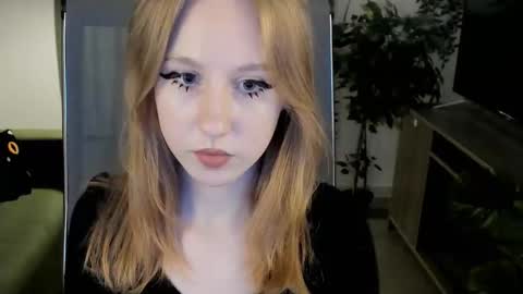 Daria Tate online show from September 21, 11:58 am