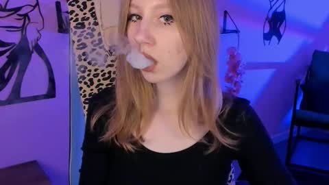 Daria Tate online show from September 17, 11:35 am