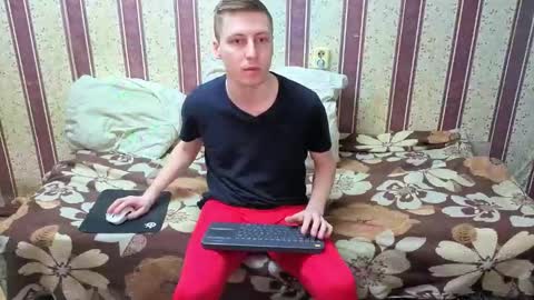 darienlarge online show from January 19, 3:44 pm