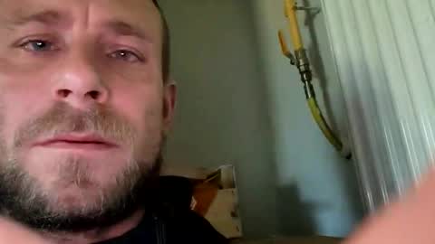 darioo89 online show from November 1, 12:15 pm