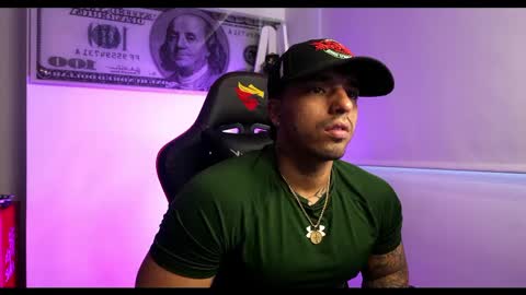 Darius Phoenix  online show from February 17, 4:28 pm