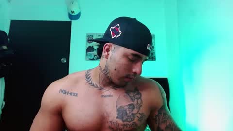 Darius Phoenix  online show from September 20, 9:40 pm