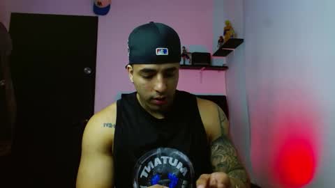 Darius Phoenix  online show from November 25, 8:51 pm