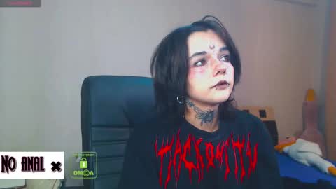 Snapshot of dark__elf chatting on October 14, 9:40 pm Anessa online show from October 14, 9:40 pm