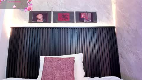 Dark online show from September 18, 12:31 pm