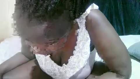 Snapshot of dark_anggel chatting on October 3, 6:21 am dark_anggel online show from October 3, 6:21 am