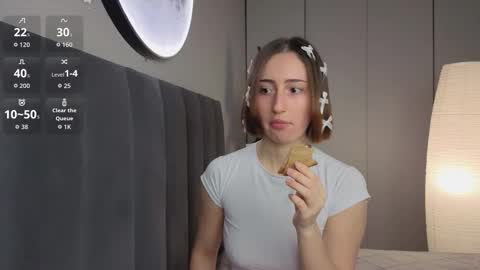 Emily online show from February 6, 7:23 am