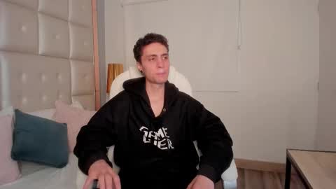 dark_sun333 online show from October 2, 10:08 pm