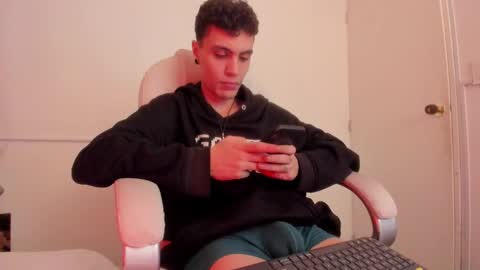 dark_sun333 online show from November 2, 9:37 pm