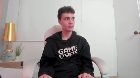 dark_sun333 online show from November 23, 2:09 am