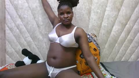 Snapshot of darknipples2 chatting on October 15, 7:37 pm SHANICE online show from October 15, 7:37 pm