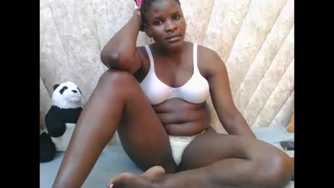 Snapshot of darknipples2 chatting on October 10, 11:49 am SHANICE online show from October 10, 11:49 am