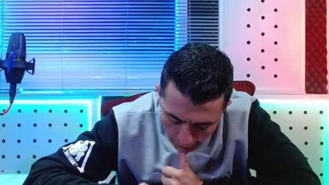 DARKO0717 online show from April 20, 7:06 pm