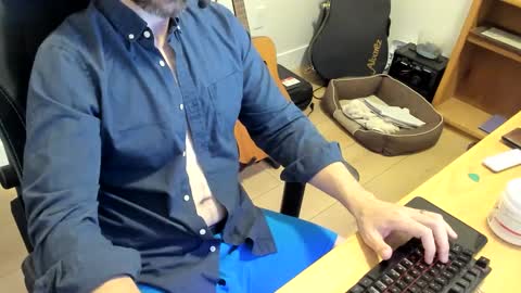 darkthoughtsahead online show from January 31, 1:43 am