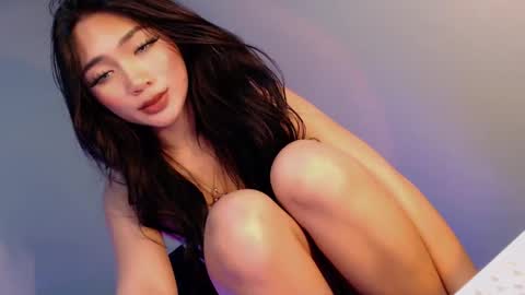Snapshot of darling_of_the_crowd chatting on March 1, 11:39 am Kim online show from March 1, 11:39 am