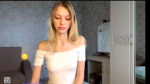 D online show from November 1, 8:24 am