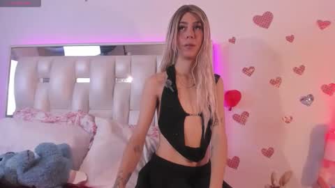 darlyn_tenderhot__ online show from February 15, 3:33 pm