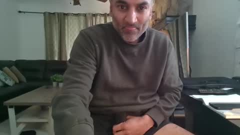 darryl43321 online show from March 27, 8:10 pm