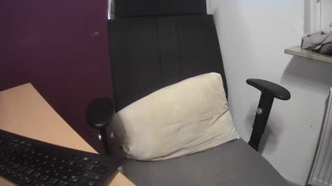 dauergeiil online show from February 16, 11:27 am