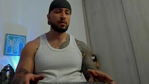 Snapshot of dave_max93 chatting on October 5, 7:32 pm DAVE MAX online show from October 5, 7:32 pm