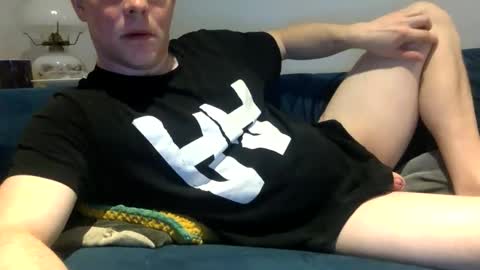 daveb709709709 online show from March 8, 2:04 am