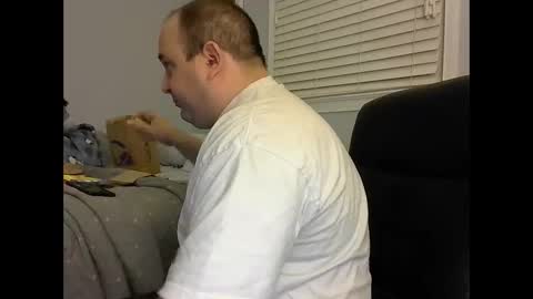 Snapshot of daveishorny1988 chatting on October 6, 2:07 am daveishorny1988 online show from October 6, 2:07 am