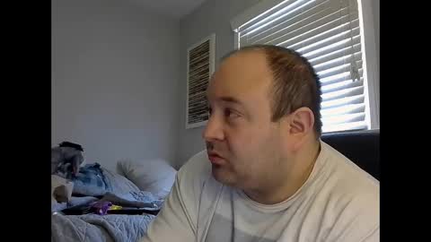 Snapshot of daveishorny1988 chatting on October 7, 8:27 pm daveishorny1988 online show from October 7, 8:27 pm