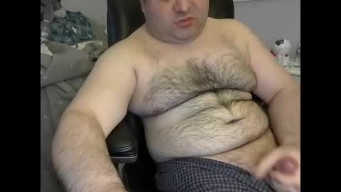 Snapshot of daveishorny1988 chatting on October 3, 12:20 am daveishorny1988 online show from October 3, 12:20 am