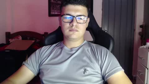 david smit online show from February 19, 6:43 pm